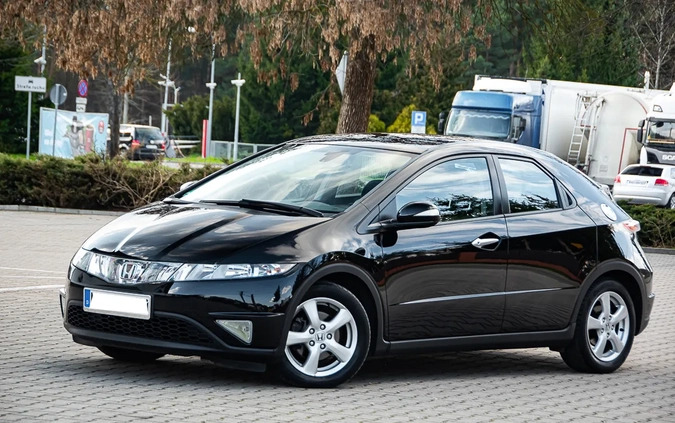 Honda Civic cena 19900 przebieg: 170000, rok produkcji 2008 z Szydłowiec małe 562